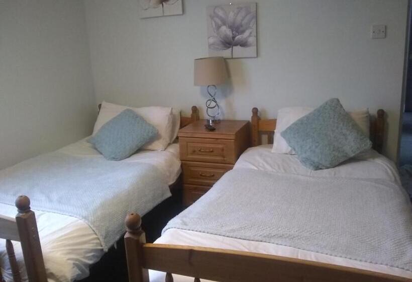 בית מלון כפרי White Horse