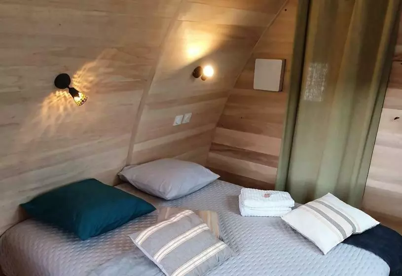 ペンション L Oseraie Du Quercy