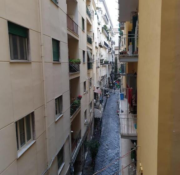 تختخواب و صبحانه A Casa Di Guido