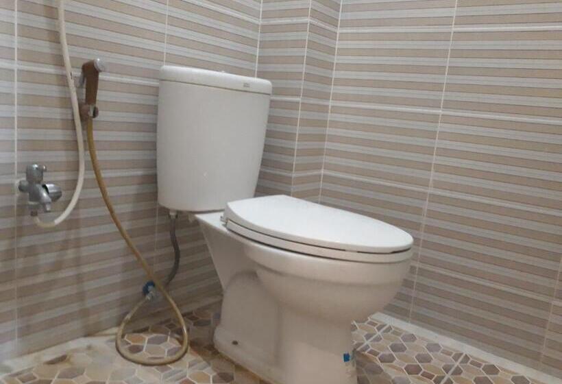 בית מלון כפרי Oyo 91162 Homestay Ansyariah Syariah