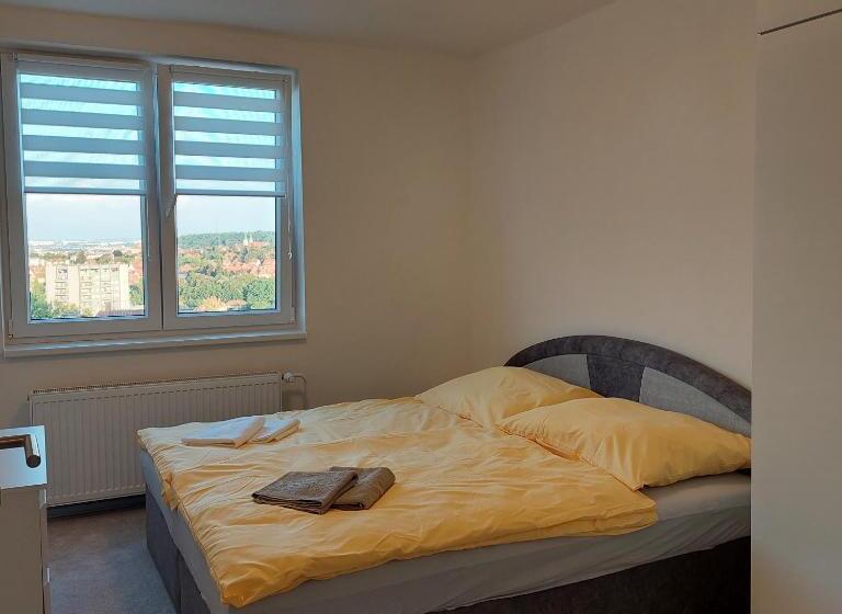 تختخواب و صبحانه View Of Prague