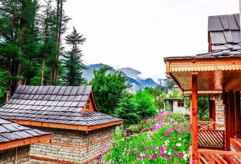 Hotelli Sattva Pine Resort