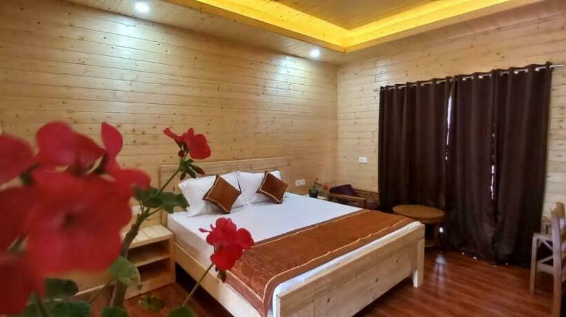 בית מלון כפרי Vanprastha Resorts