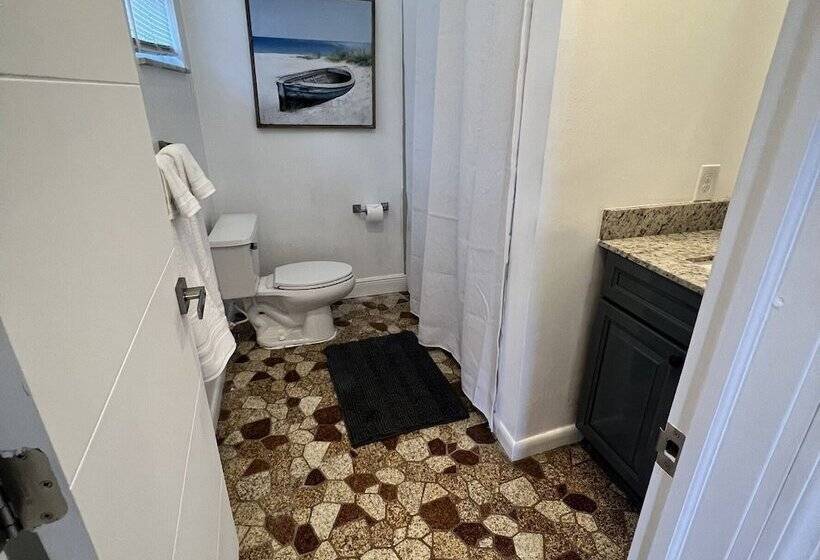 Coco Bay Vacation Condos