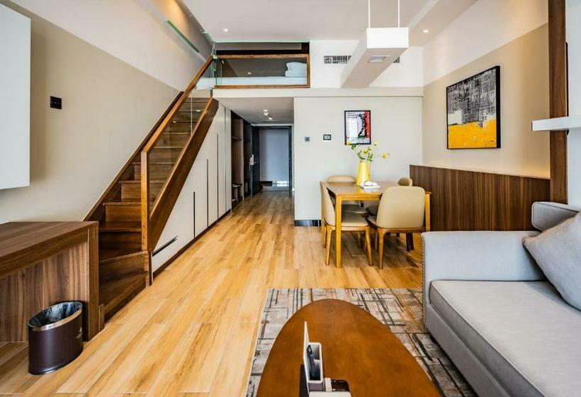 Отель Shining Star Hot Spring