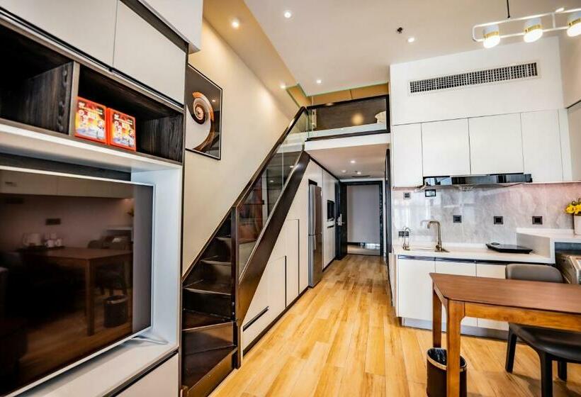 Отель Shining Star Hot Spring