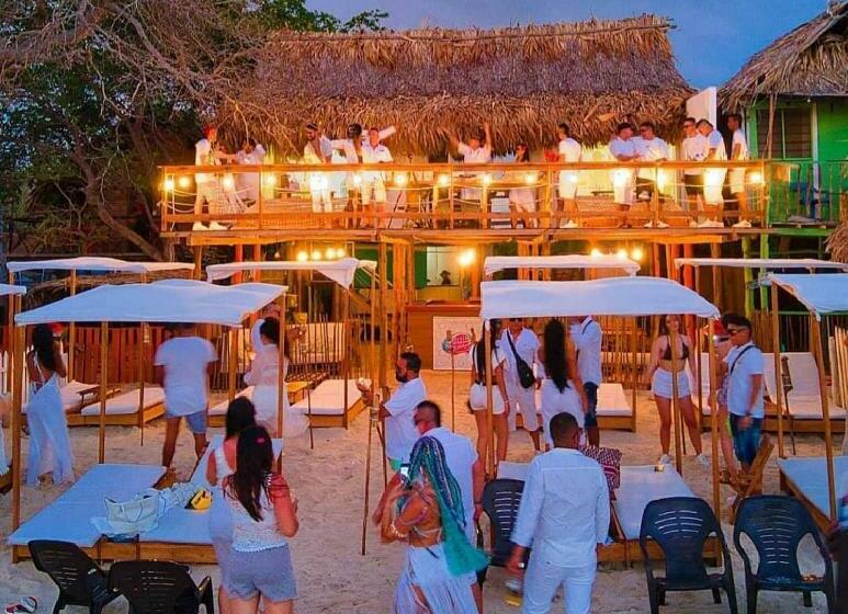 پانسیون Sunset Beach