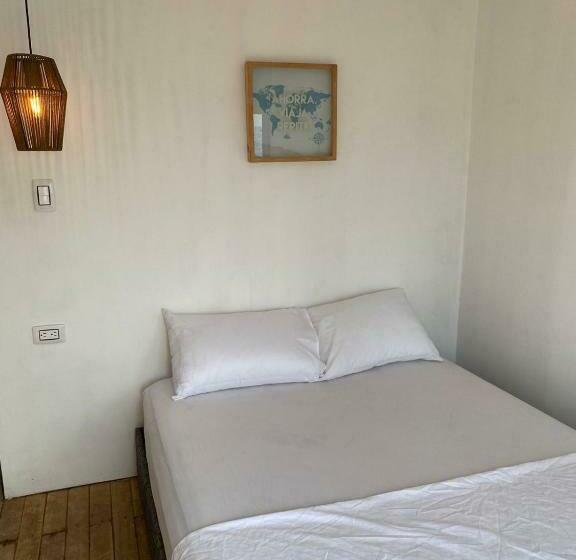 پانسیون Sunset Beach