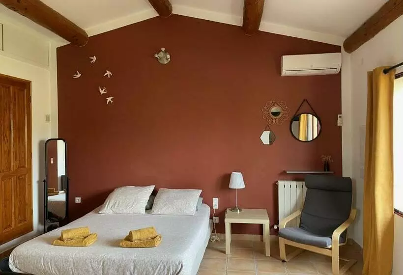 Aamiaismajoitus (B&B) Les Célestins   Studios Indépendants