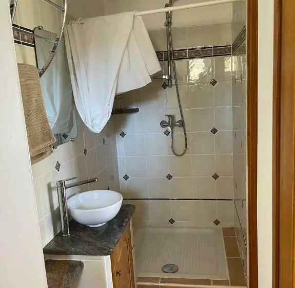 Aamiaismajoitus (B&B) Les Célestins   Studios Indépendants