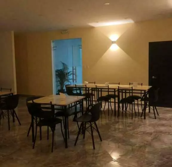 Hotel Central