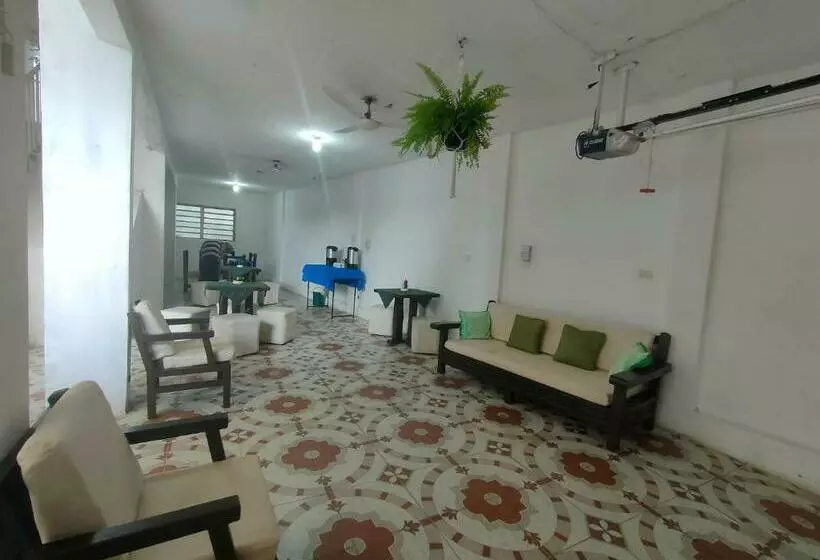 Majatalo Hostal Pakal King
