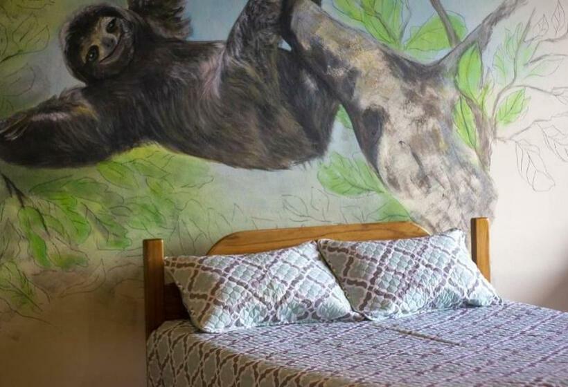 פנסיון La Tigra Mountain House