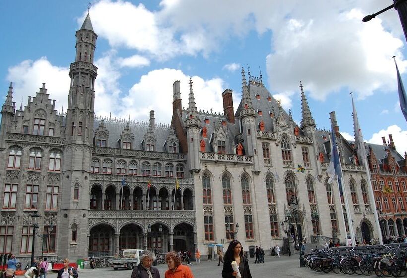 مبيت وإفطار T Walleke