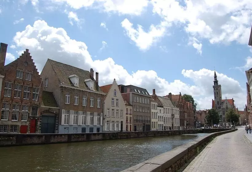 Bed and Breakfast T Walleke