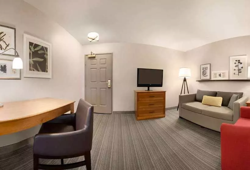 Country Inn & Suites By Radisson, Portage, In