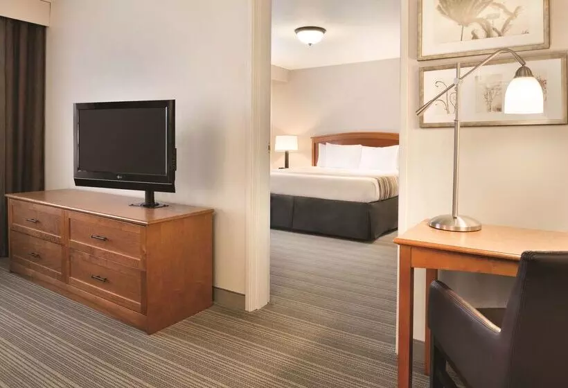 Country Inn & Suites By Radisson, Portage, In