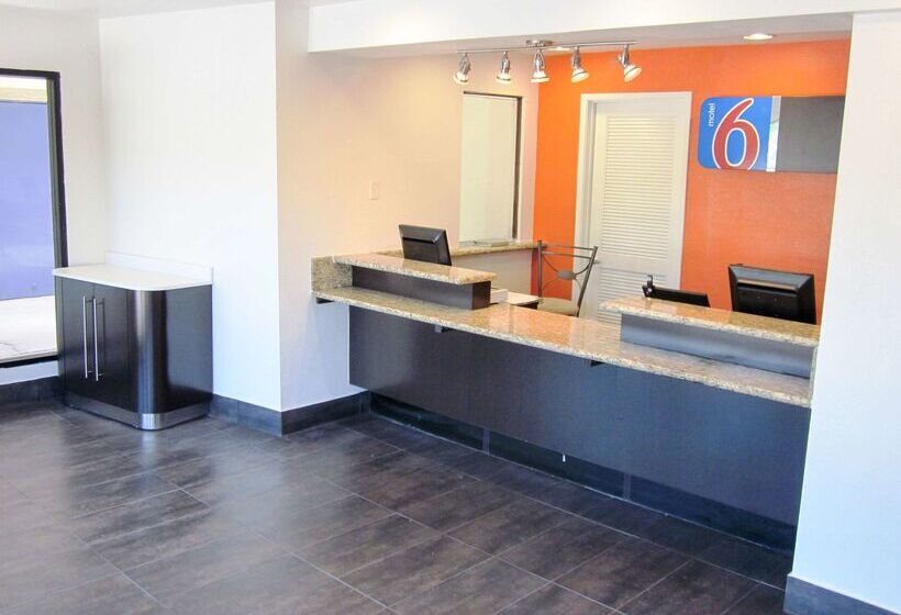 فندق فئة نجمة واحدة Studio 6 Fairfield, Ca   Napa Valley