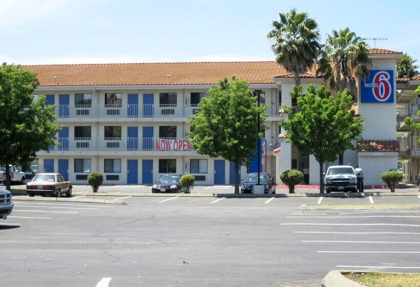 فندق فئة نجمة واحدة Studio 6 Fairfield, Ca   Napa Valley