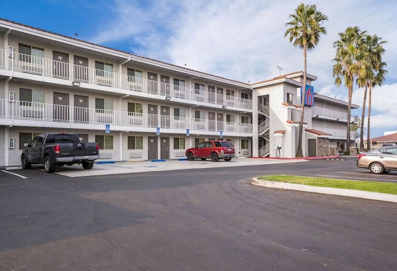 فندق فئة نجمة واحدة Studio 6 Fairfield, Ca   Napa Valley