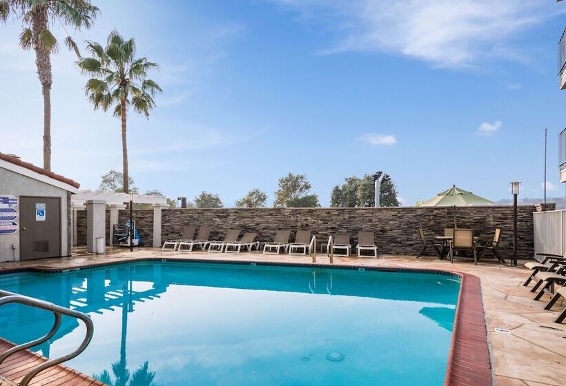 فندق فئة نجمة واحدة Studio 6 Fairfield, Ca   Napa Valley