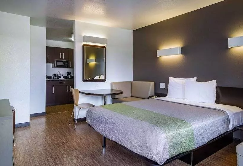 簡易ホテル Studio 6 Fairfield, Ca   Napa Valley