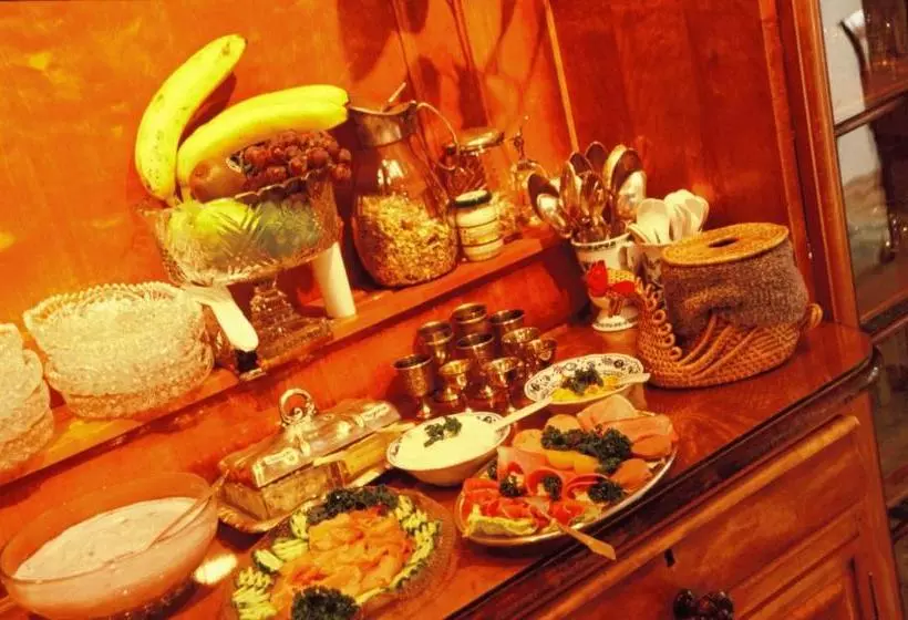 Отель Apart Pension Babelsberg