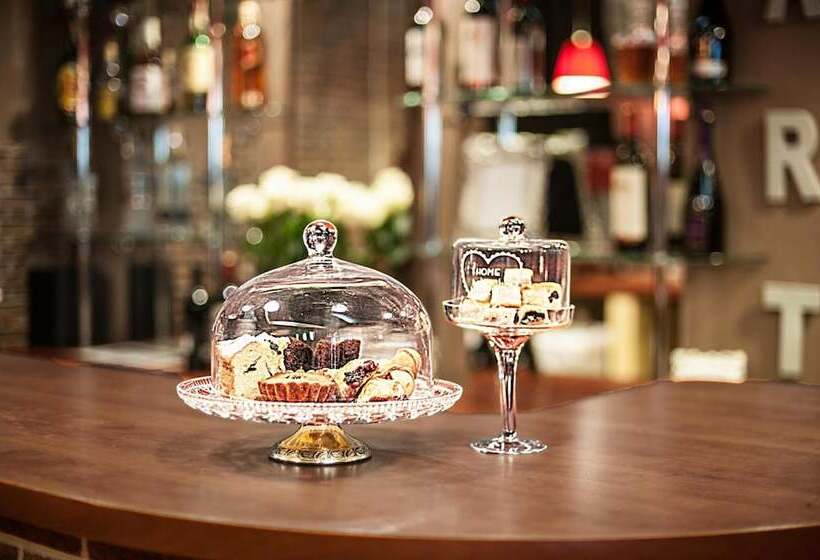 هتل Art Rustic Boutique