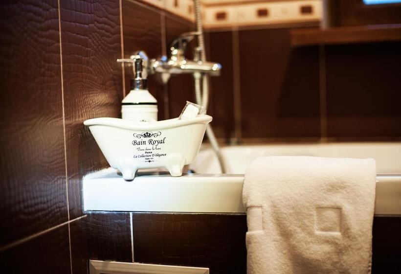 هتل Art Rustic Boutique