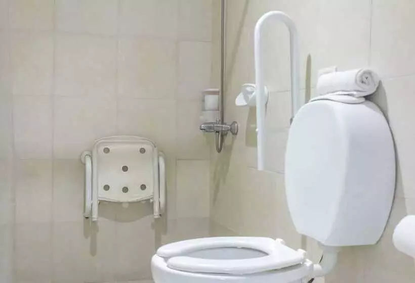 هتل Circus Hostel