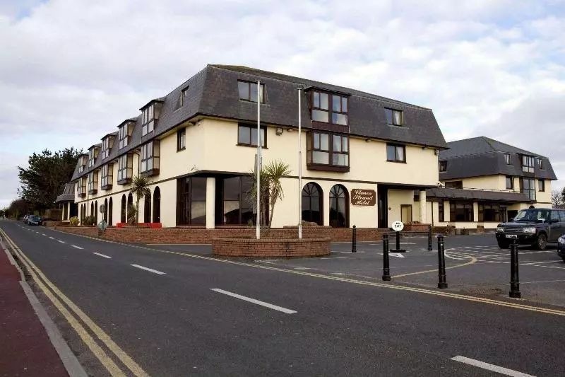 Отель Clonea Strand