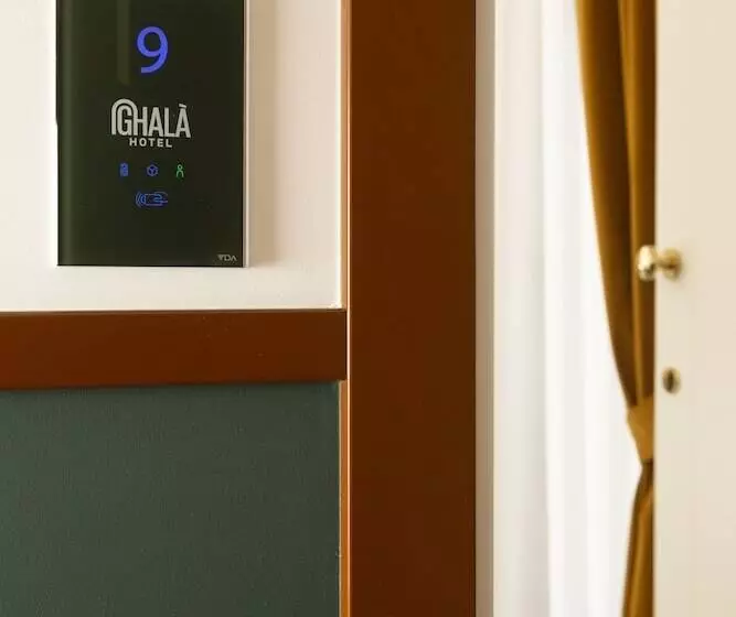 ホテル Ghalà