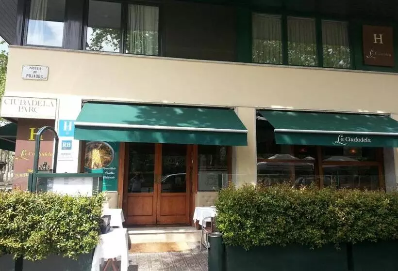 هتل La Ciudadela