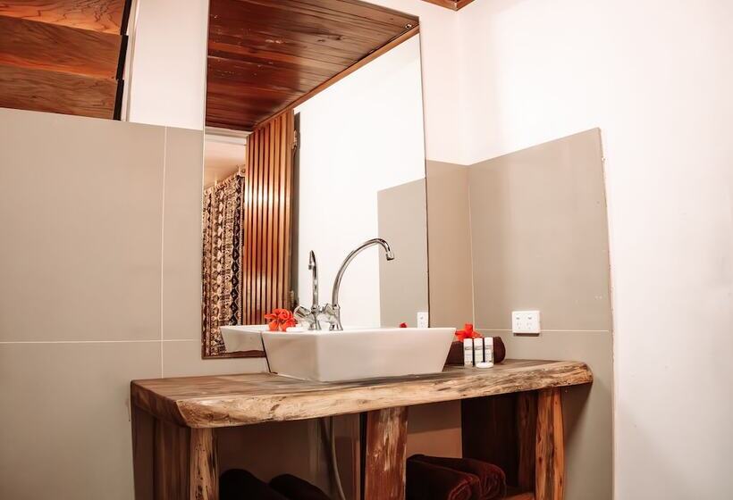 فندق Likuri Island Resort Fiji