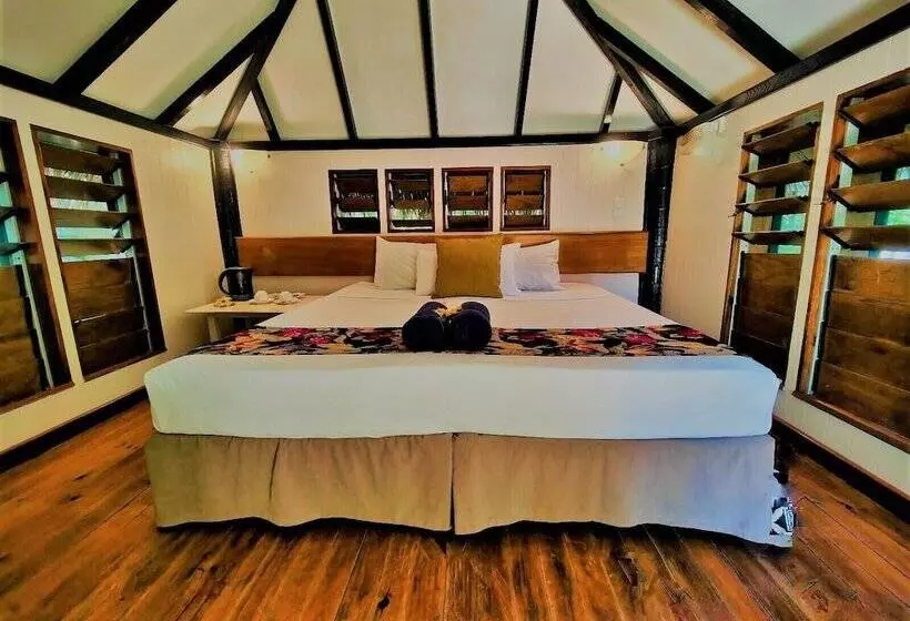 Hotel Likuri Island Resort Fiji