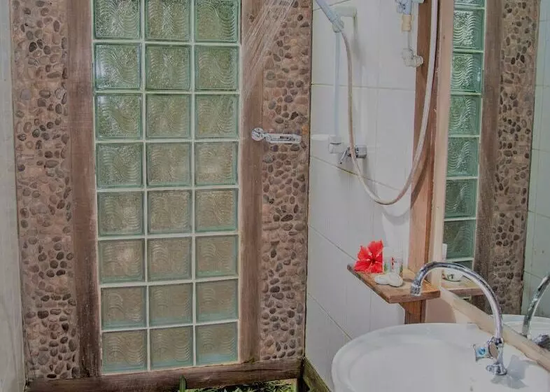 Hotel Likuri Island Resort Fiji