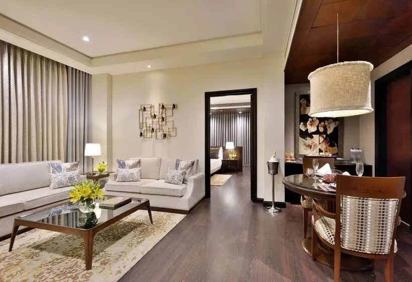 Hotel Radisson Noida