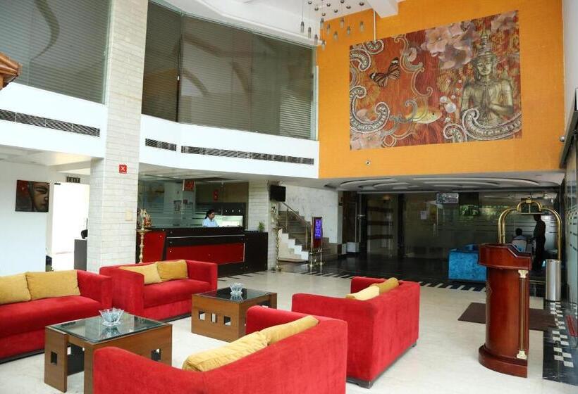 酒店 Rajshree & Spa