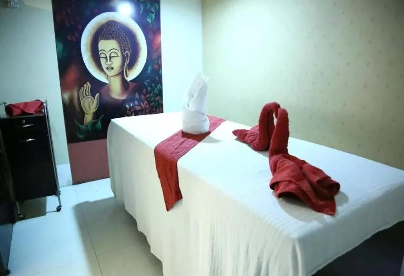 Отель Rajshree & Spa