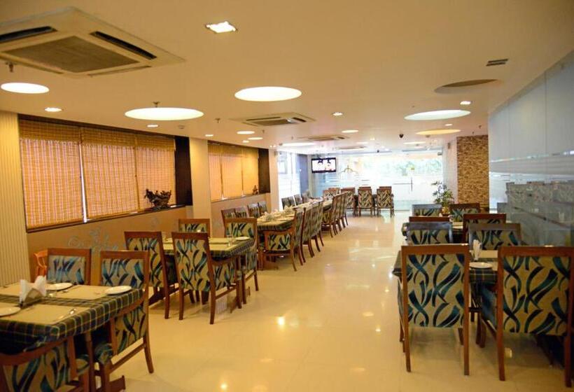 酒店 Rajshree & Spa