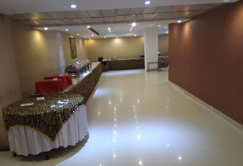 酒店 Rajshree & Spa