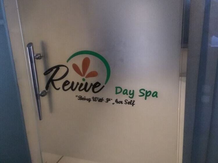 酒店 Rajshree & Spa