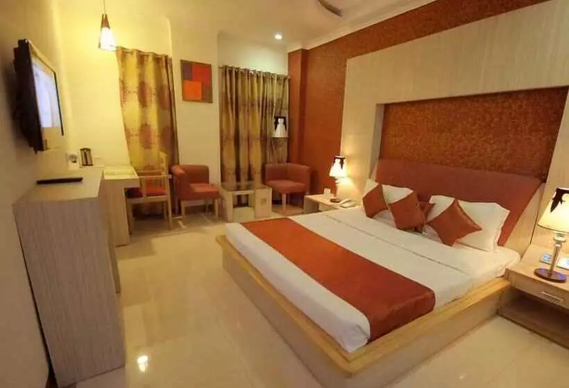 Отель Rajshree & Spa