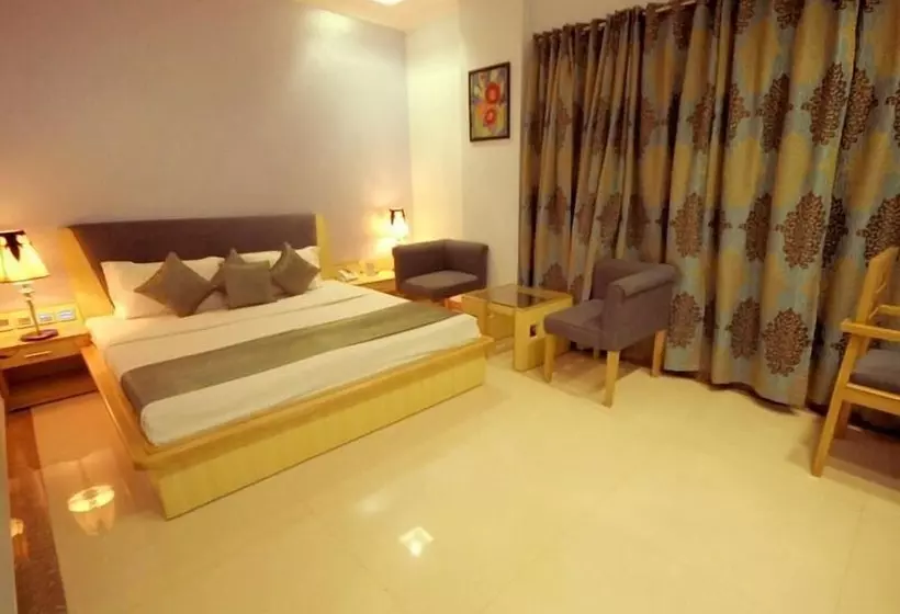 Отель Rajshree & Spa