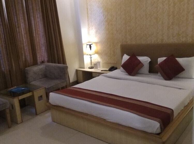 酒店 Rajshree & Spa