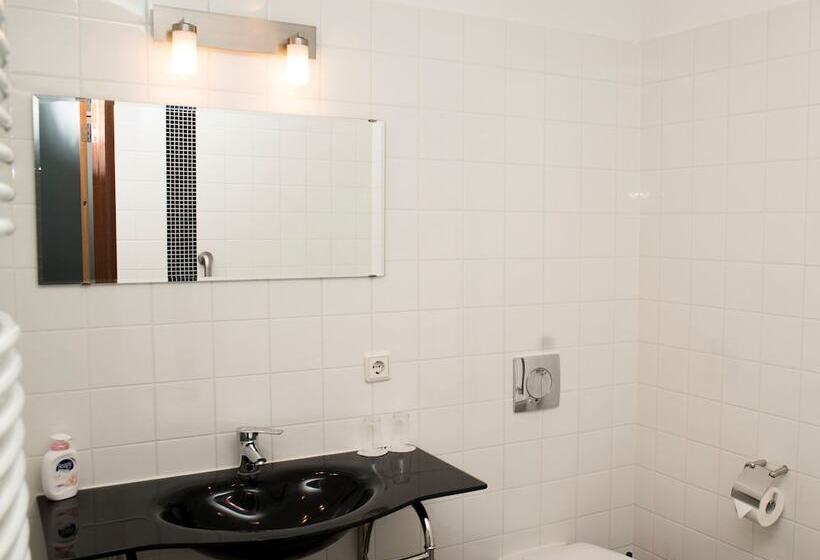 فندق Spoorzicht & Spa