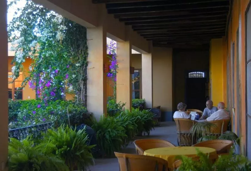 בית מלון כפרי The Melville Boutique