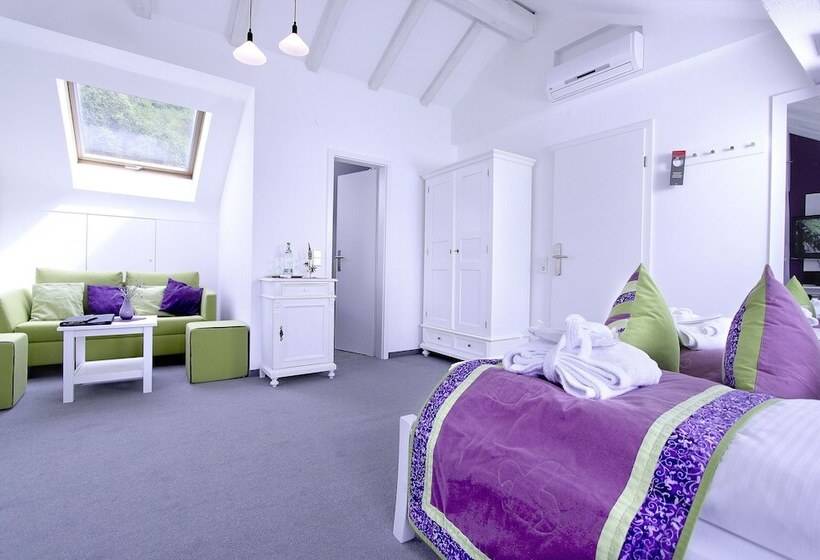 Lupinenhotel Bodensee