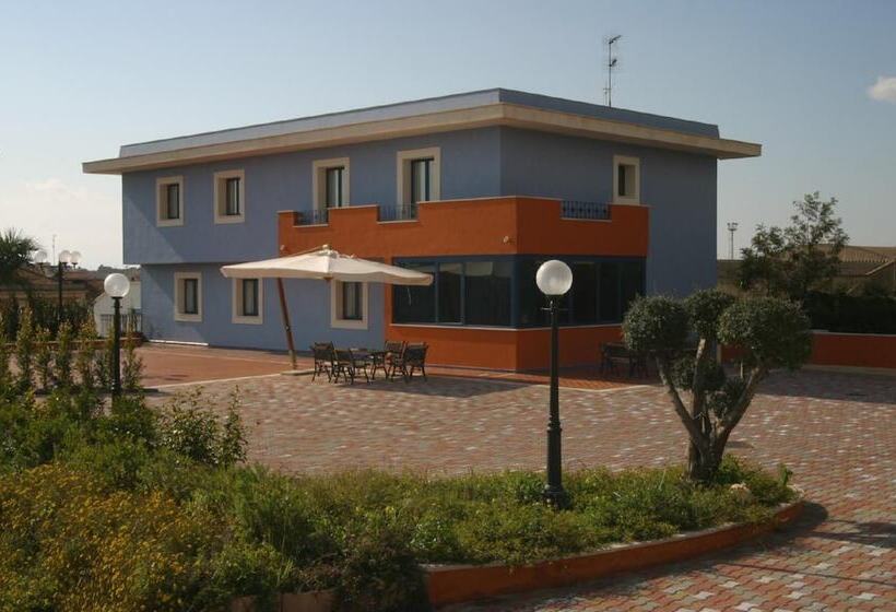 מוטל Nautico Pozzallo