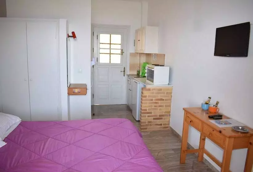 Rising Sun Apartments And Studios